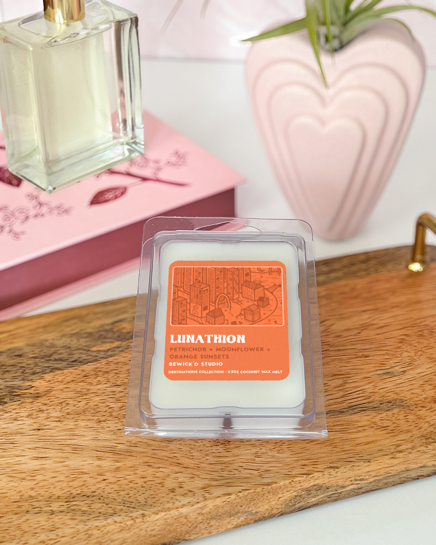 LUNATHION - Crescent City inspired Wax Melt