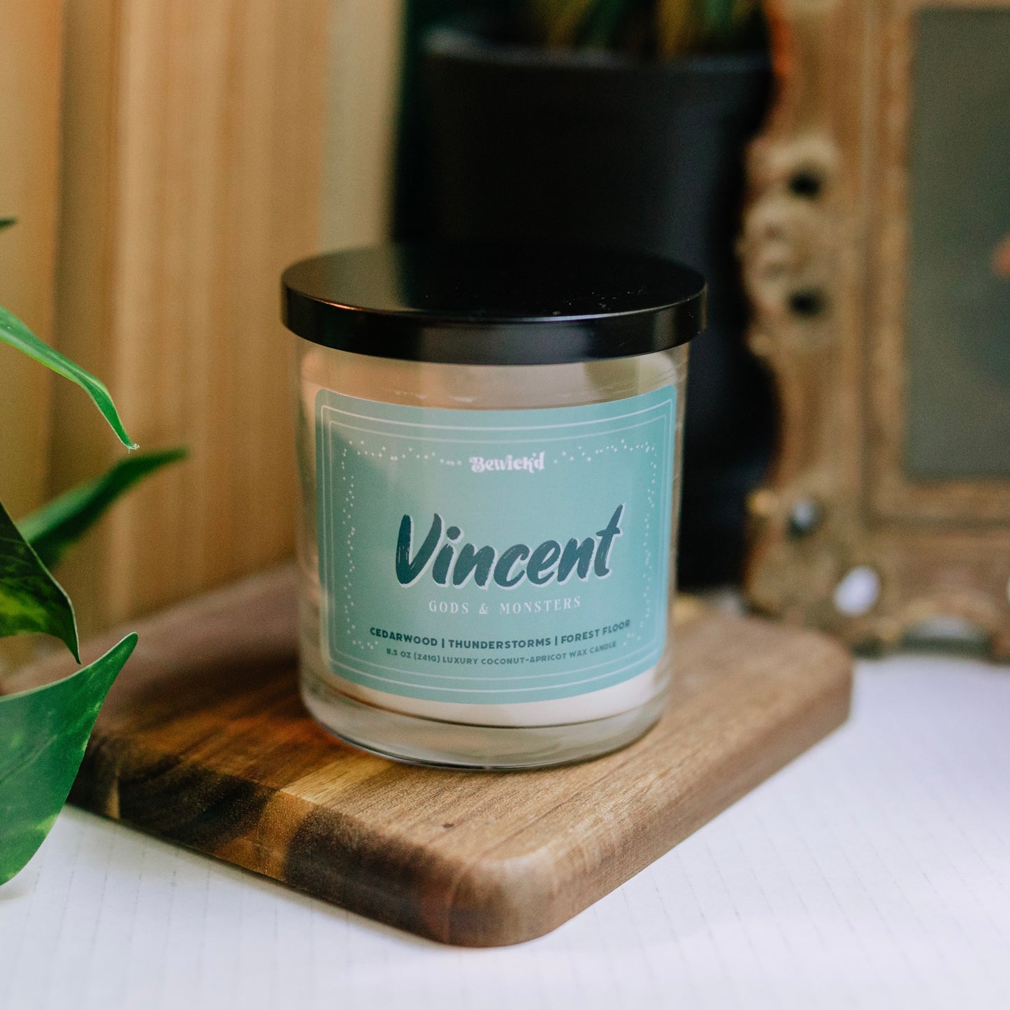 Vincent 8.5oz Candle