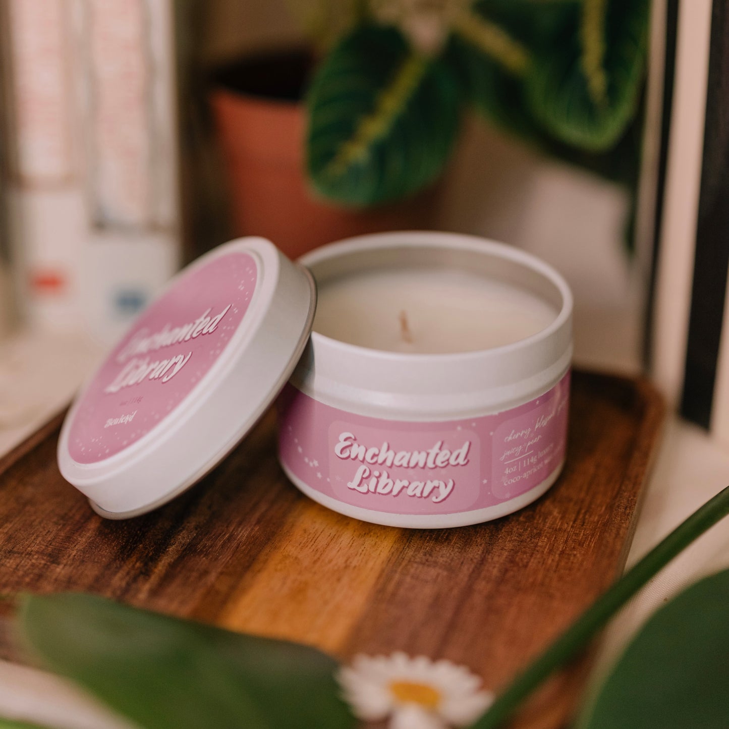 Enchanted Library 4oz Candle