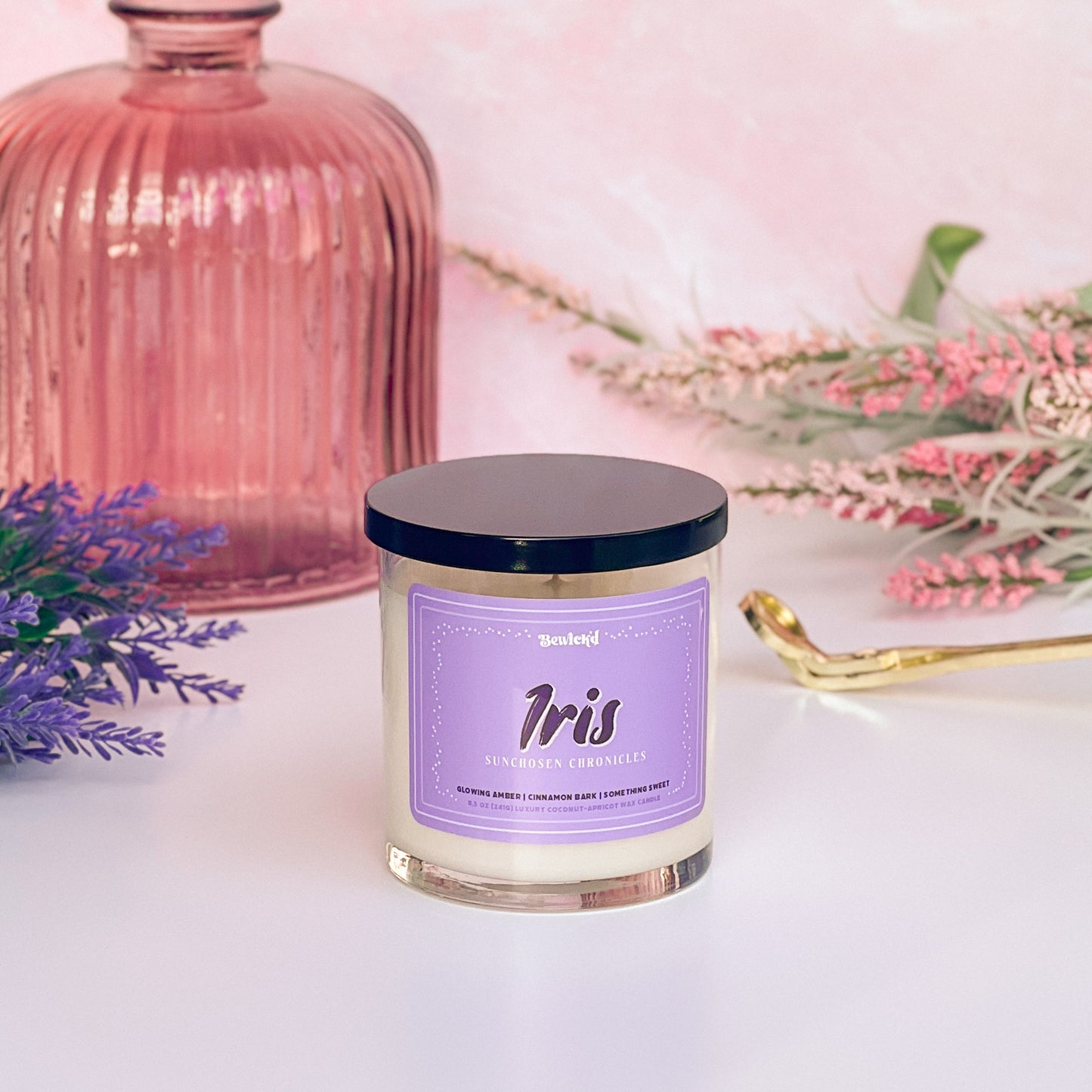 Iris Virlana Candle